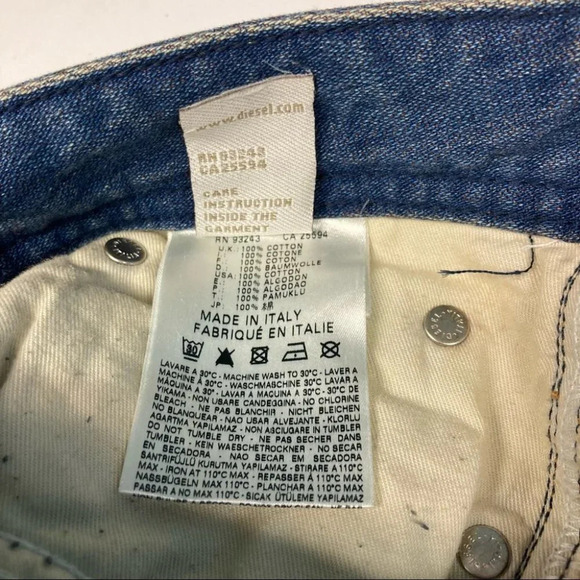 DIESEL INDUSTRY Sz 31 Viker Button Fly Distressed  Mid Rise Straight Leg - Picture 10 of 14